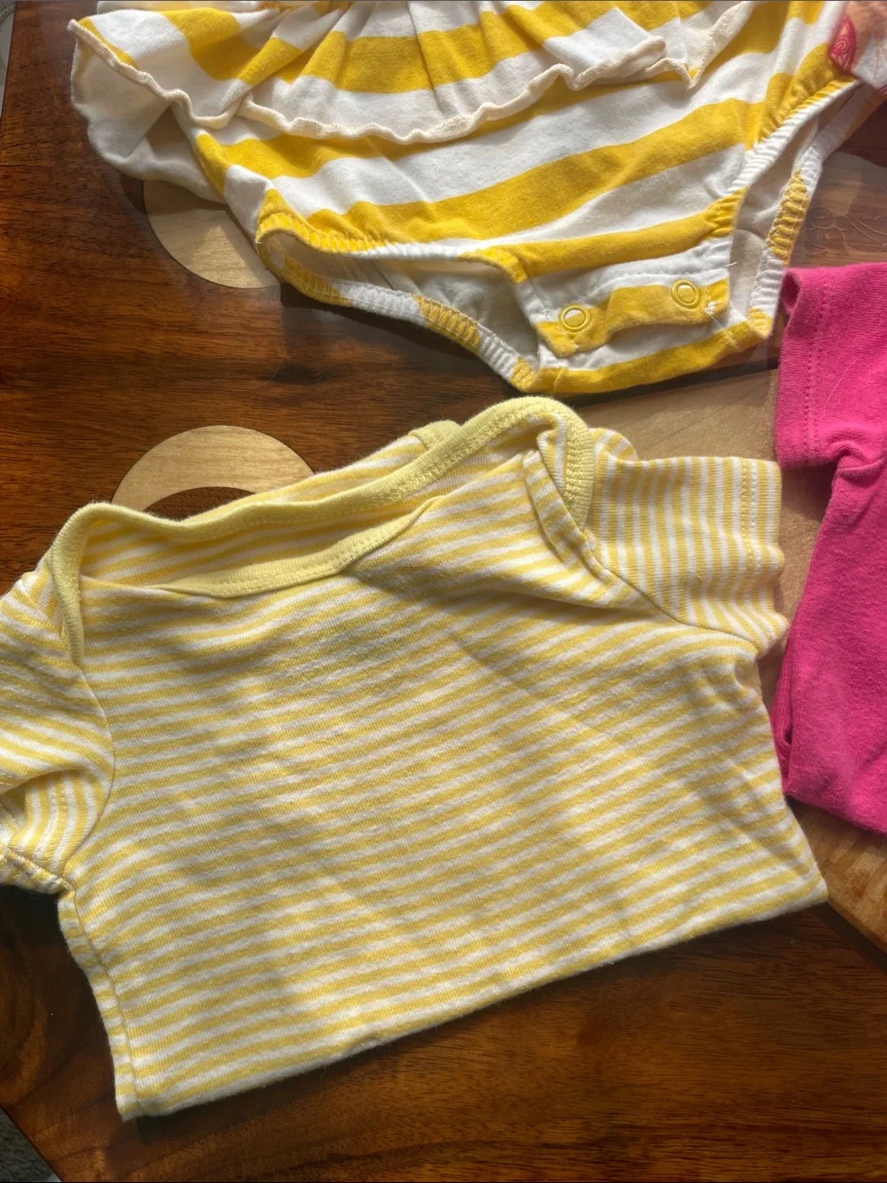 9 piece lot of spring / summer clothes for 0 - 3 month old baby girl